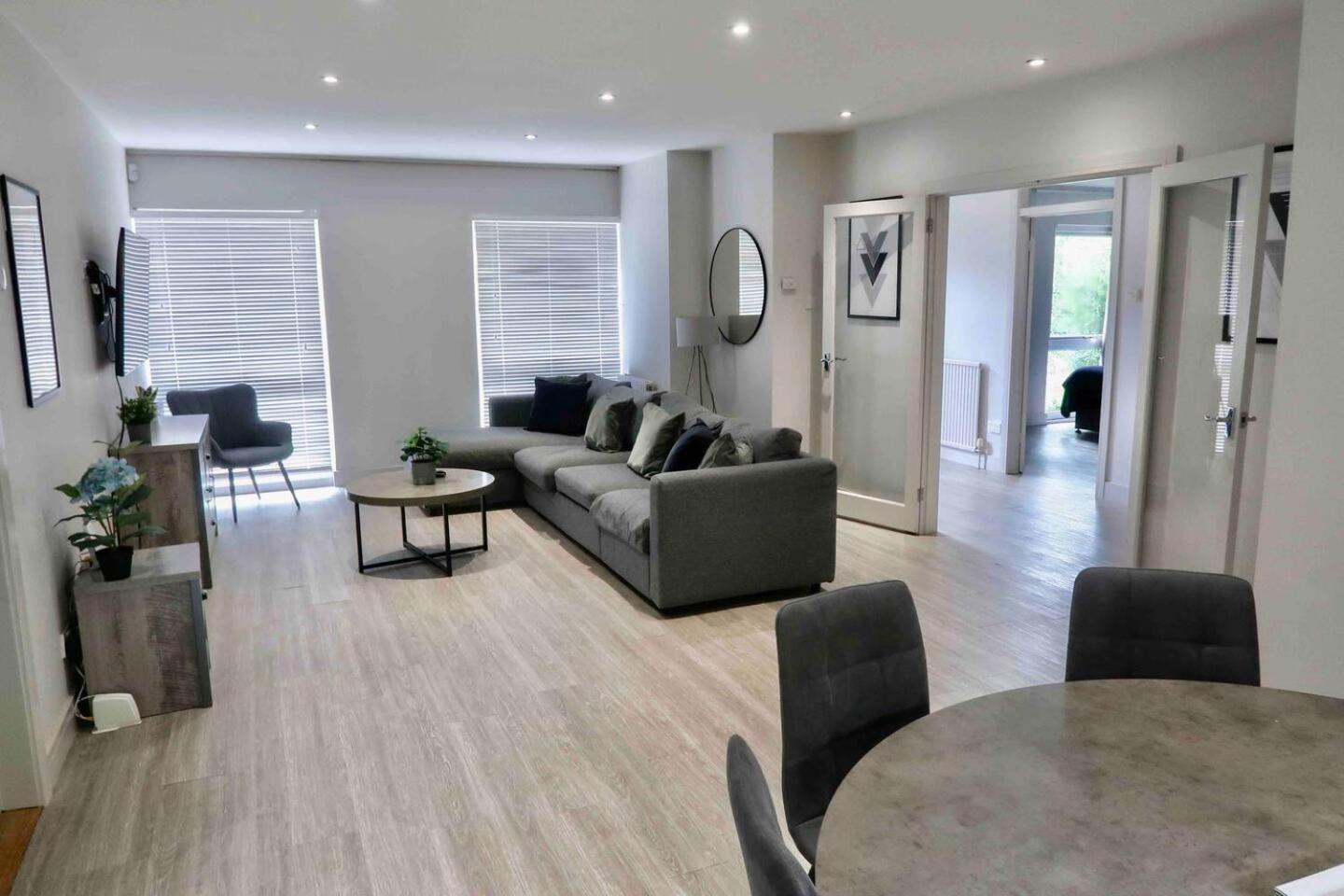 3 Bedroom Bungalow Close To Peak District With Garden Sheffield Eksteriør billede