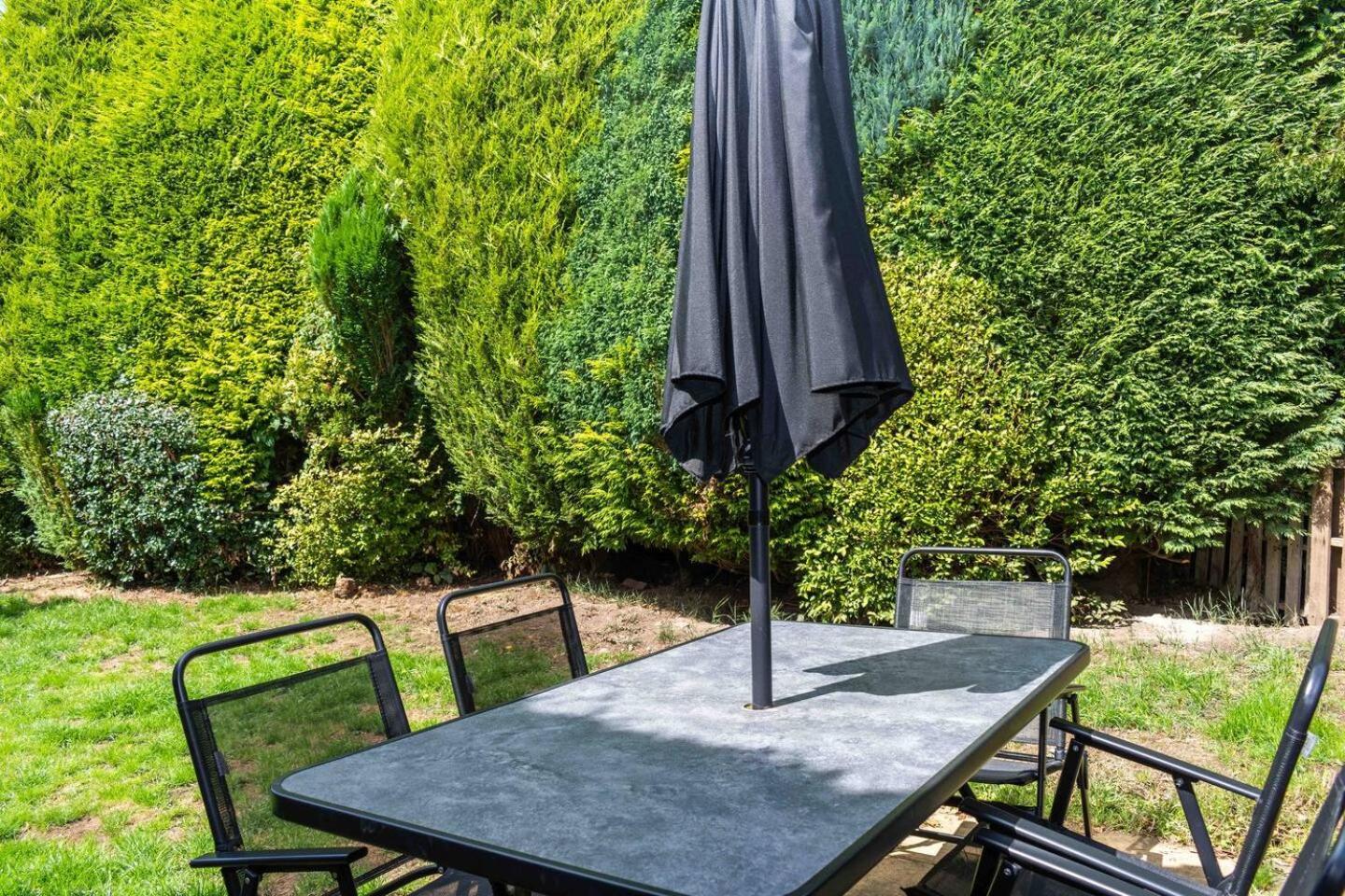 3 Bedroom Bungalow Close To Peak District With Garden Sheffield Eksteriør billede