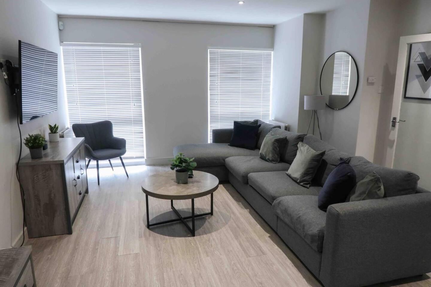 3 Bedroom Bungalow Close To Peak District With Garden Sheffield Eksteriør billede