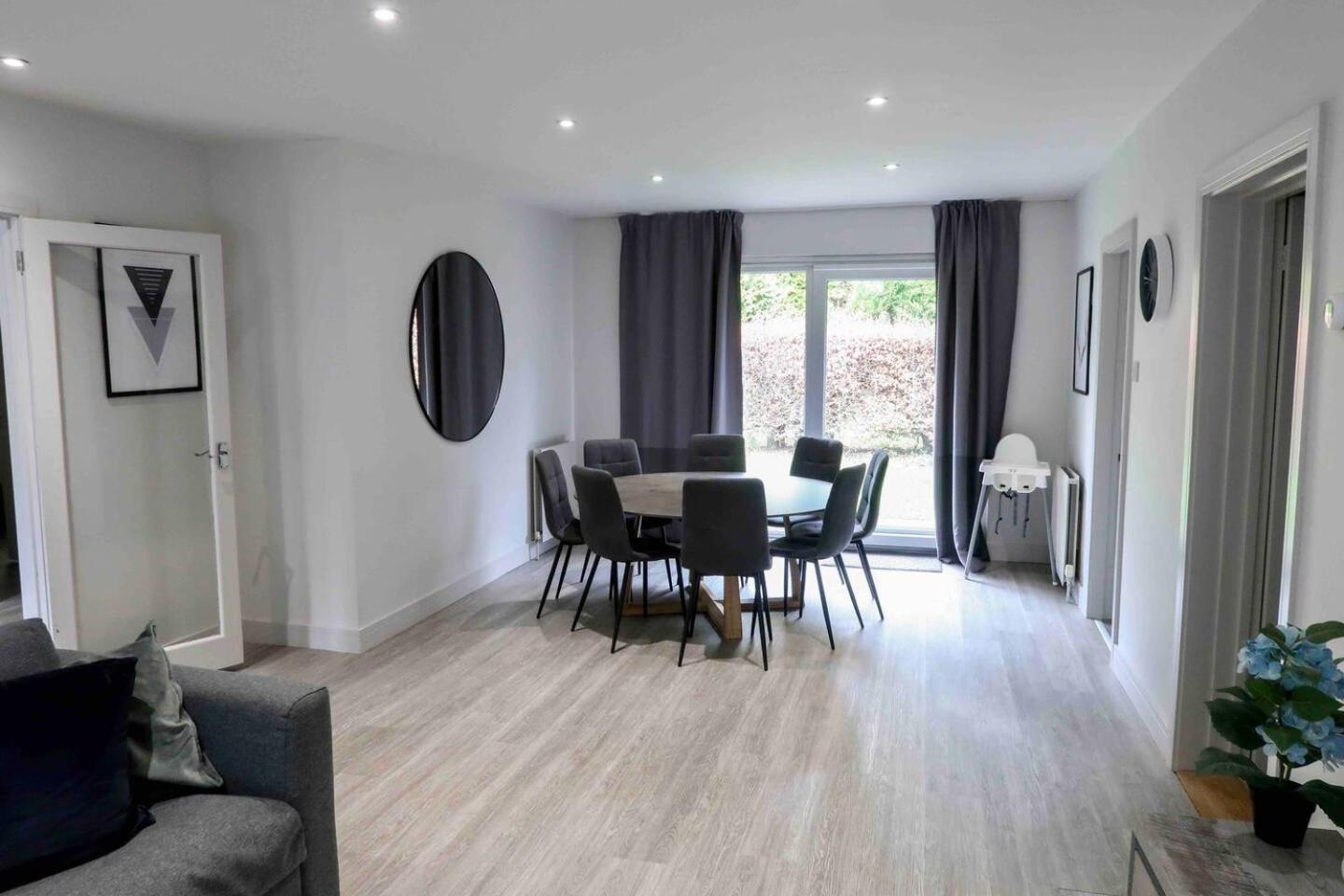 3 Bedroom Bungalow Close To Peak District With Garden Sheffield Eksteriør billede