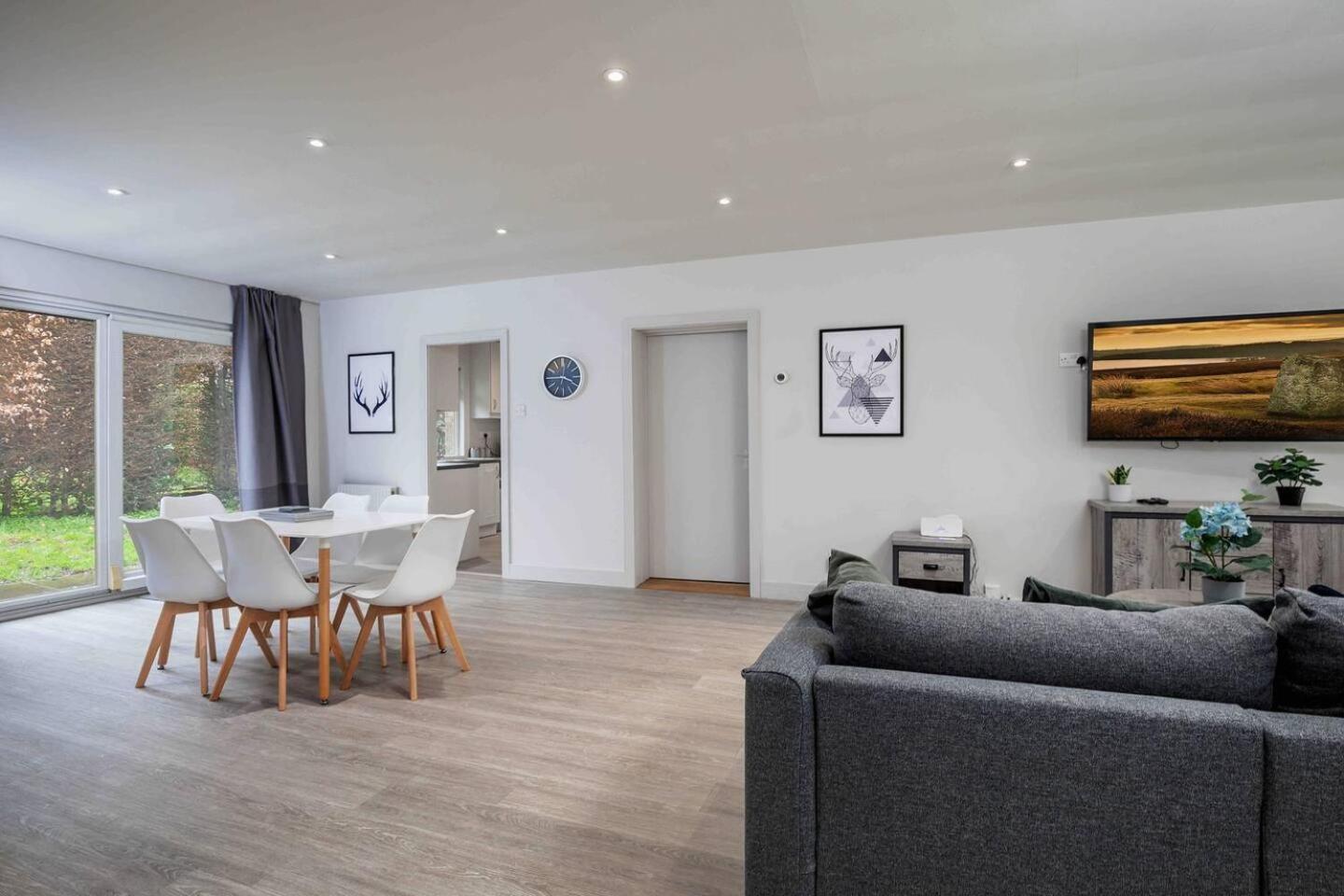 3 Bedroom Bungalow Close To Peak District With Garden Sheffield Eksteriør billede