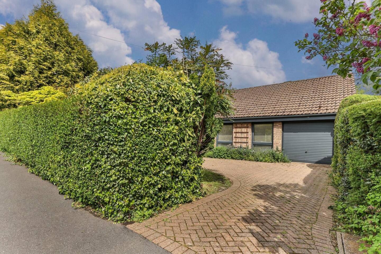 3 Bedroom Bungalow Close To Peak District With Garden Sheffield Eksteriør billede