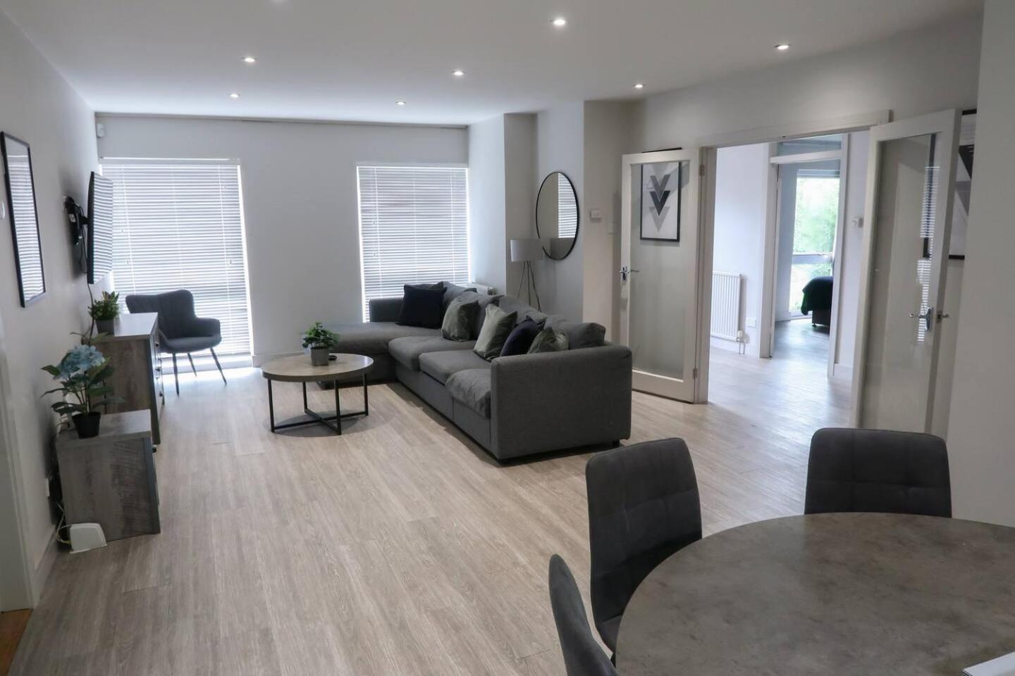 3 Bedroom Bungalow Close To Peak District With Garden Sheffield Eksteriør billede