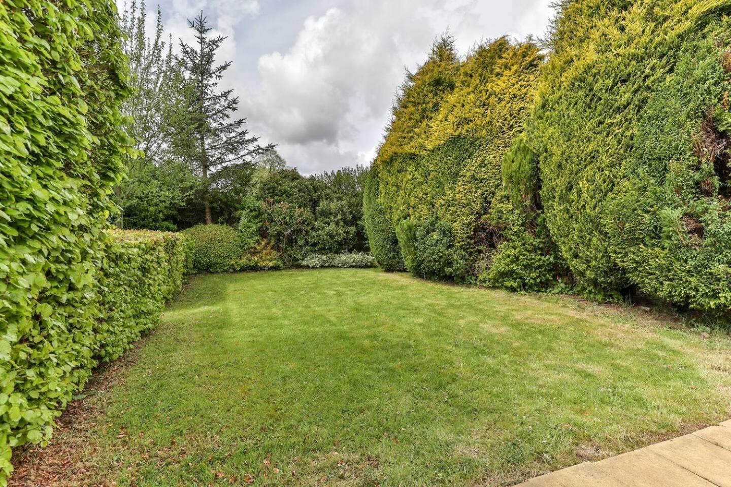 3 Bedroom Bungalow Close To Peak District With Garden Sheffield Eksteriør billede